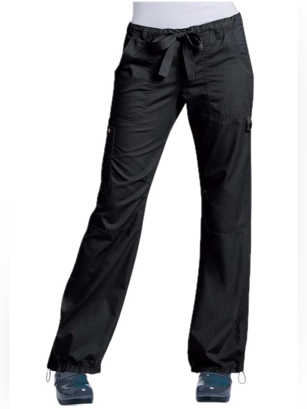 Koi Lindsay Cargo Scrubs. Size M Tall.